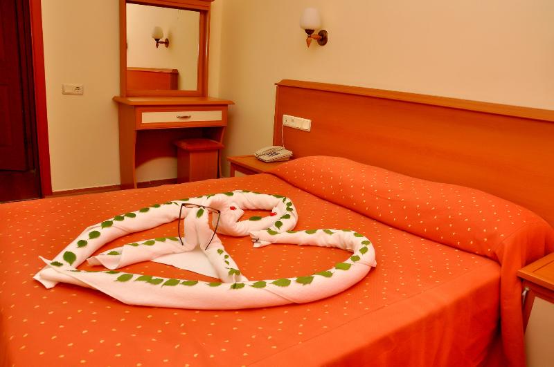 Cinar Family Suite Hotel - Oda