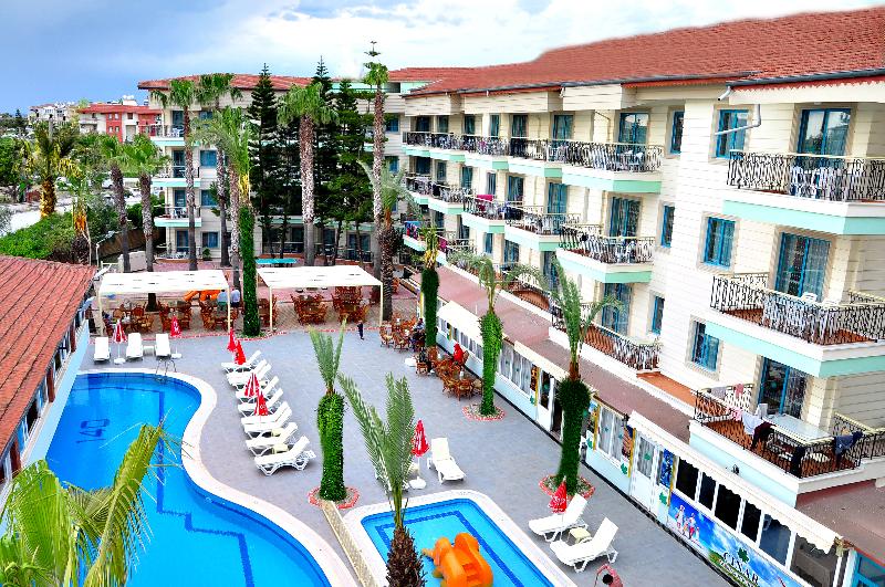 Cinar Family Suite Hotel - Havuz