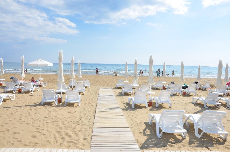 Cinar Family Suite Hotel - Plaj