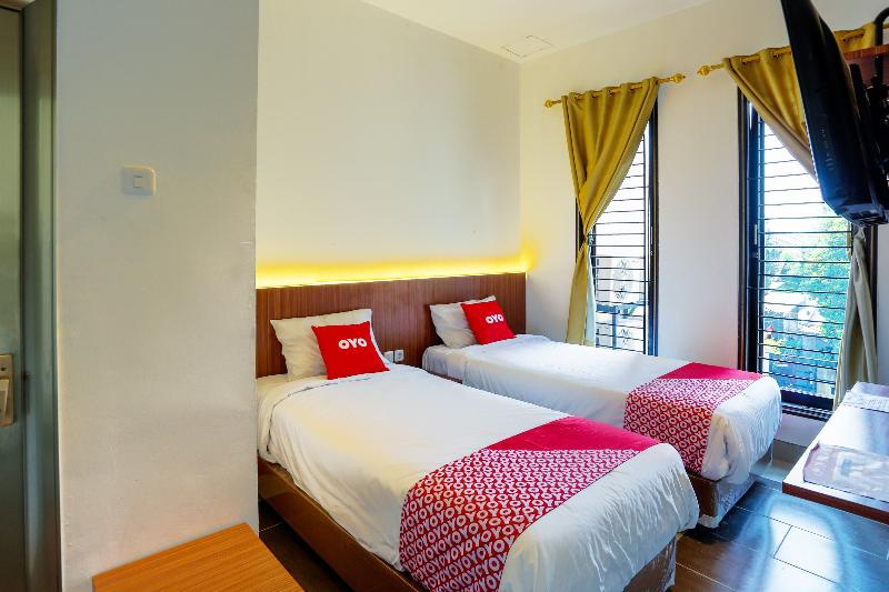 Super OYO 3109 Point Inn - Oda