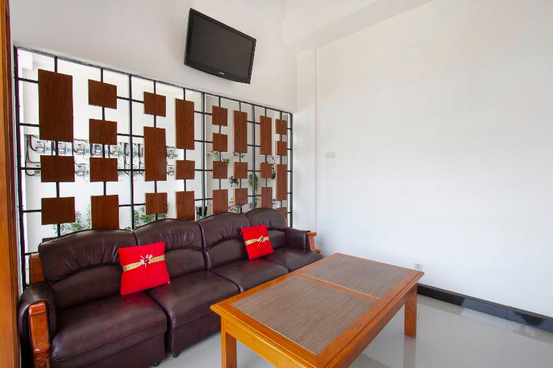 OYO 3309 Forrest’inn - Lobi