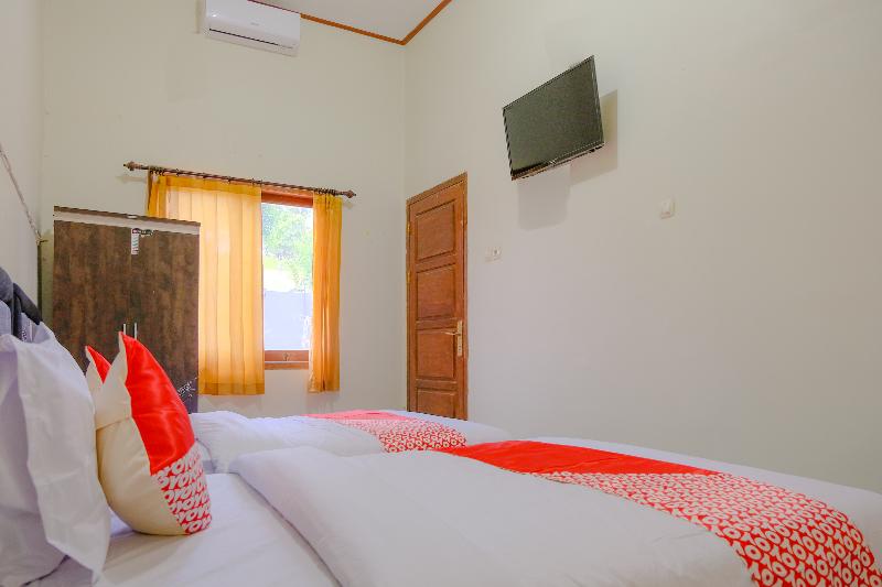 OYO 2835 Sakinah Family Residence - Oda