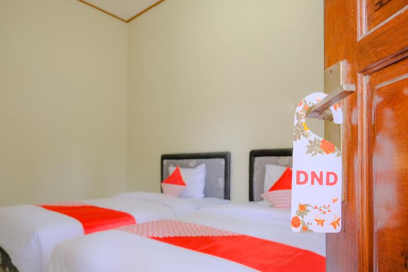 OYO 2835 Sakinah Family Residence - Oda