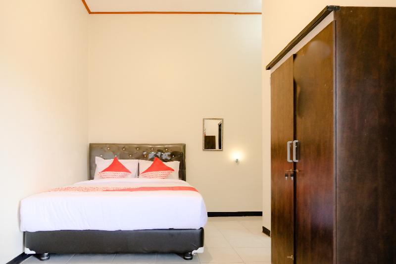 OYO 2835 Sakinah Family Residence - Oda