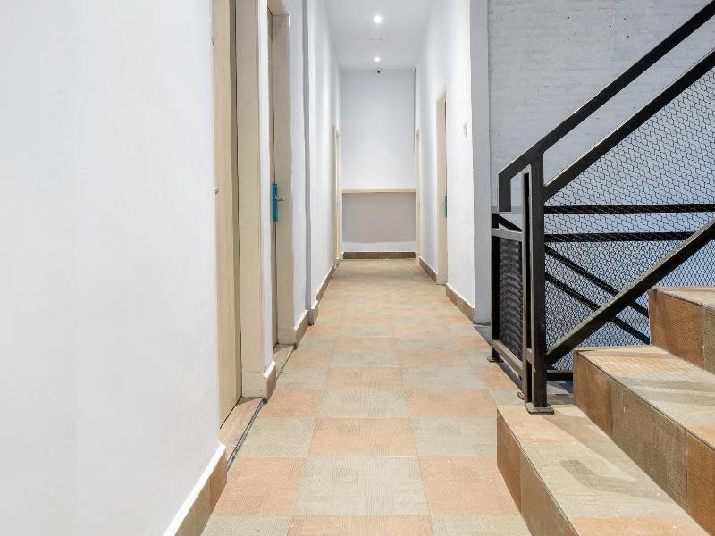 Super OYO 3150 Theodore Homestay - Lobi