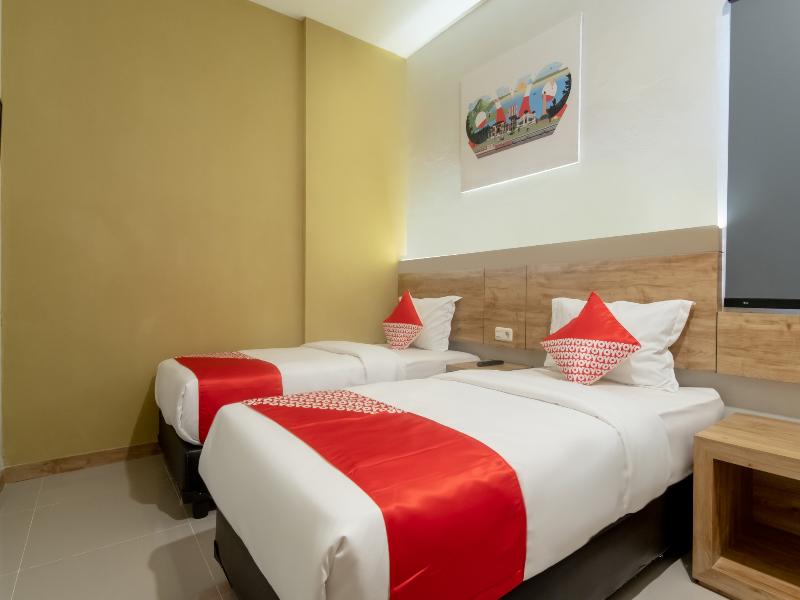 Super OYO 3159 Festive Inn - Oda