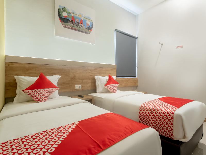 Super OYO 3159 Festive Inn - Oda