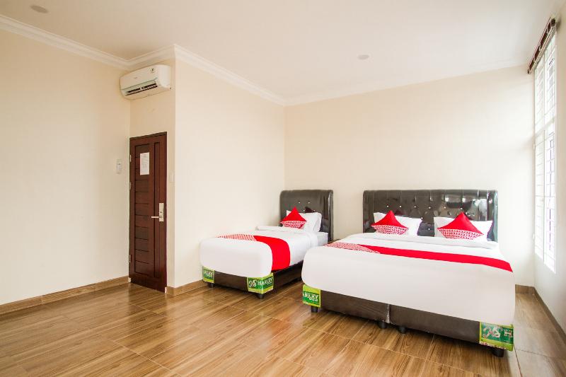 OYO 3316 Adam Malik Guesthouse - Oda