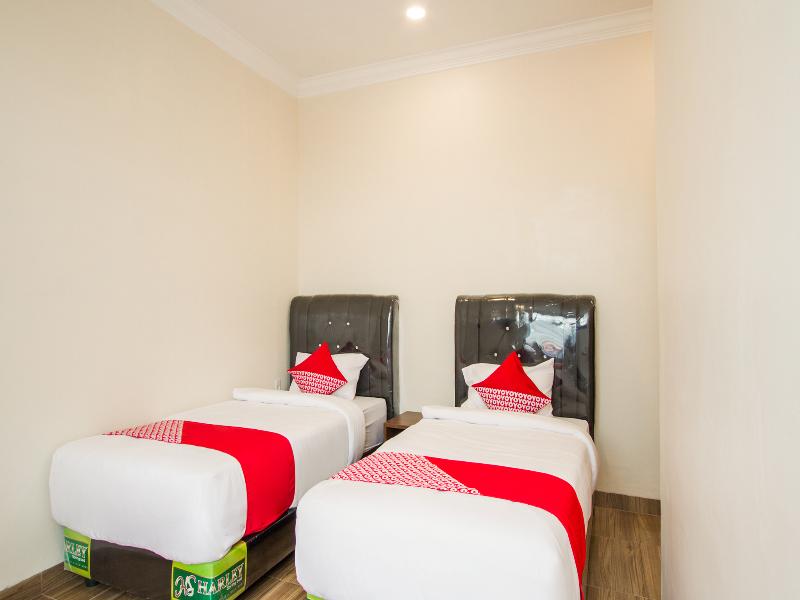 OYO 3316 Adam Malik Guesthouse - Oda