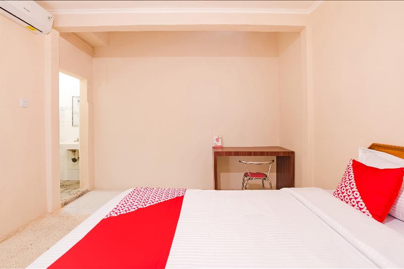 OYO 3252 Lansano Residence - Oda