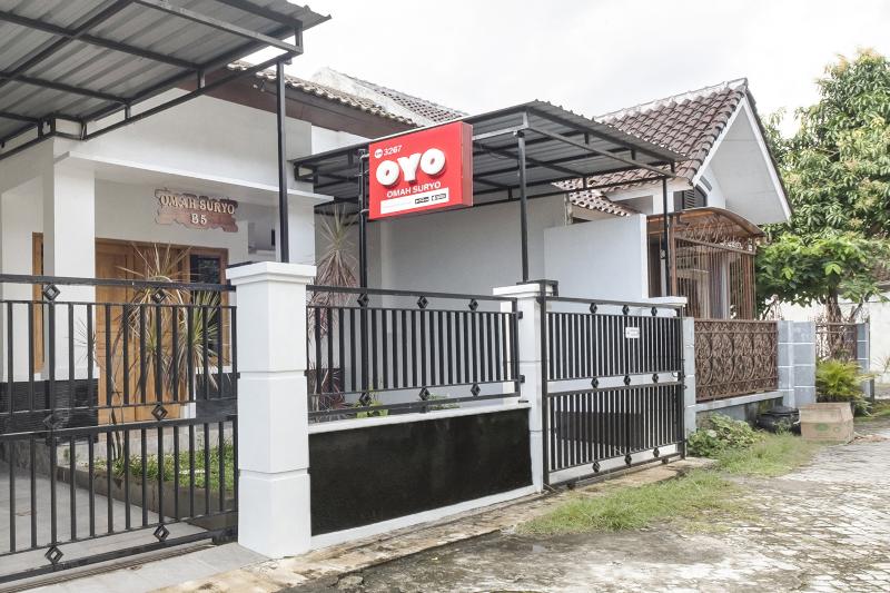 OYO 3267 Omah Suryo - Genel