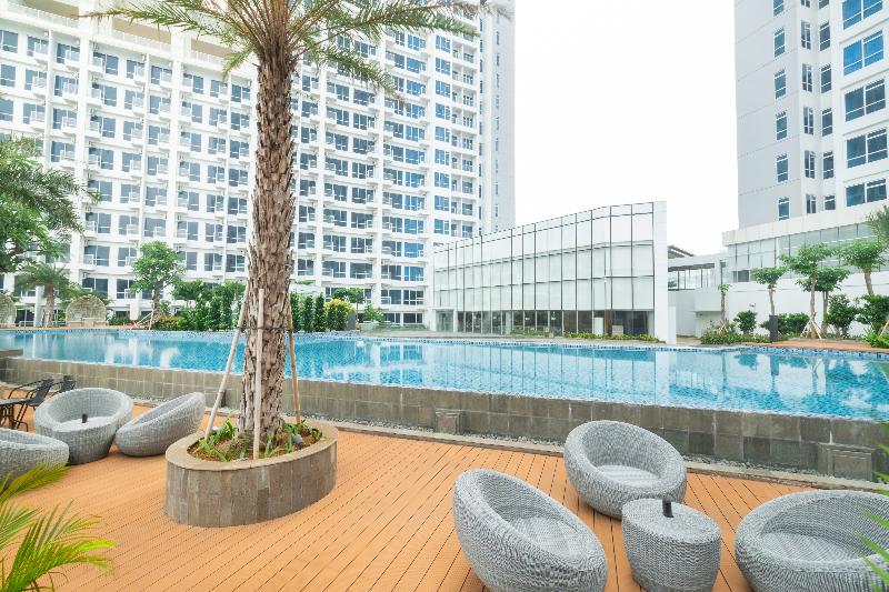Harris Suite Puri Mansion - Havuz