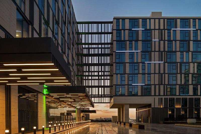 Holiday Inn Dubai Al Maktoum - Genel