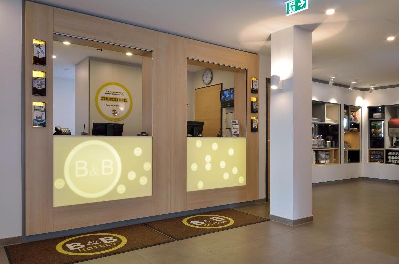 B&B Hotel Düsseldorf-City - Lobi