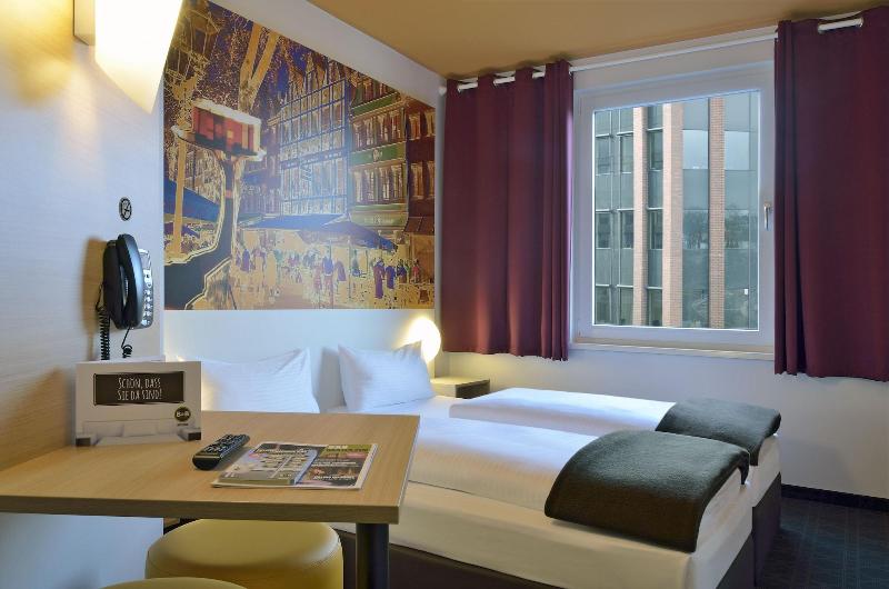 B&B Hotel Düsseldorf-City - Oda