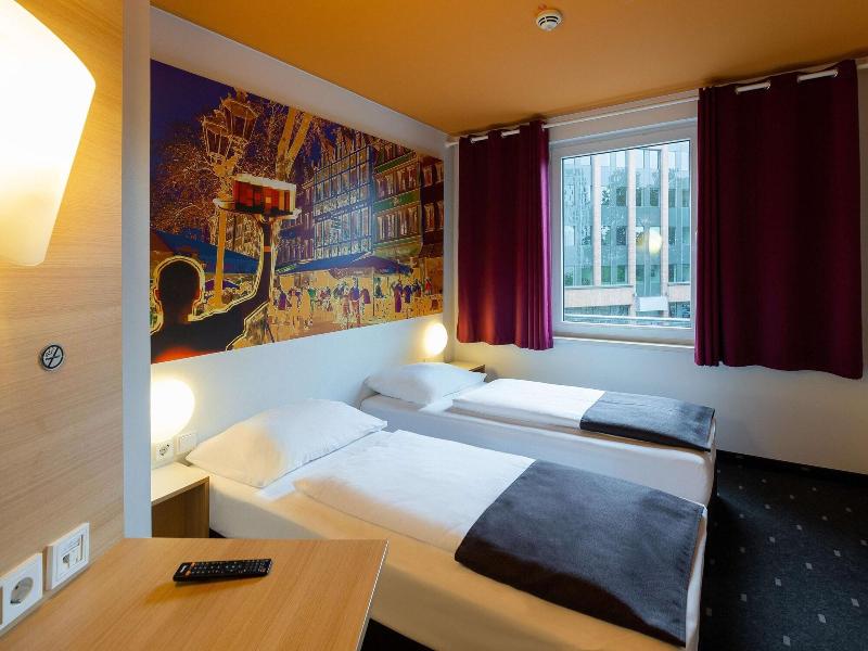 B&B Hotel Düsseldorf-City - Oda