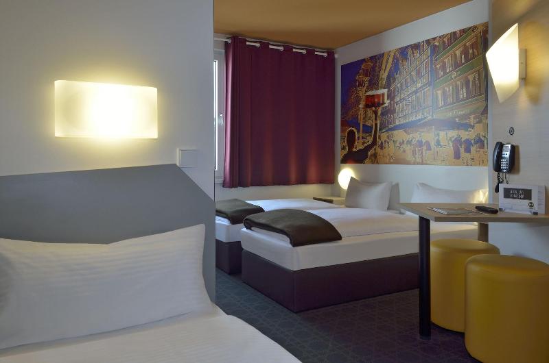 B&B Hotel Düsseldorf-City - Oda