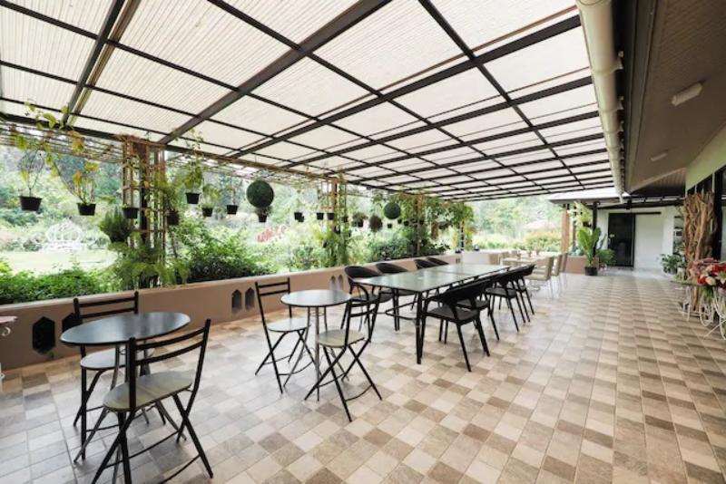 Baan Ping Kan Longstay by ZUZU - Restoran