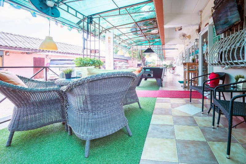 838 Aromdee Apartment - Lobi