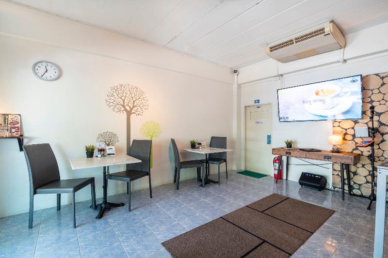 838 Aromdee Apartment - Restoran