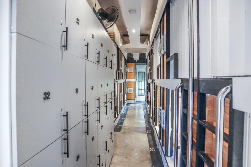 846 Sleep Box Hostel - Lobi
