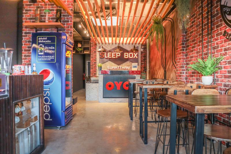 846 Sleep Box Hostel - Lobi