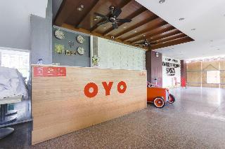 OYO 861 Patong Dynasty Hotel fotoÄŸrafÄ±