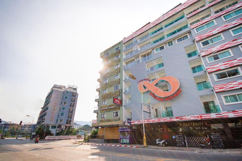 OYO 861 Patong Dynasty Hotel - Genel
