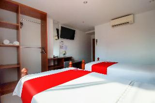 OYO 861 Patong Dynasty Hotel fotoÄŸrafÄ±