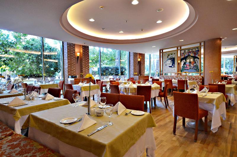Gloria Verde Resort - Restoran