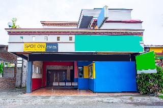 Spot On 2473 Buana Jaya Guest House otel fotoğrafı