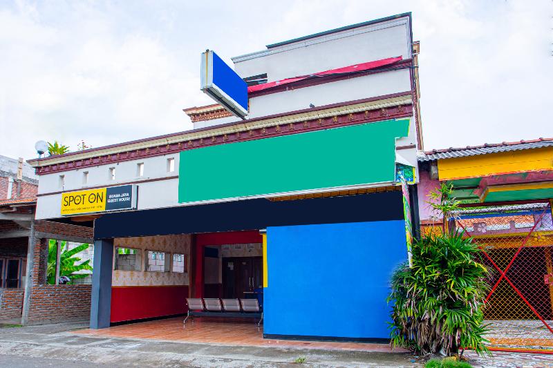 Spot On 2473 Buana Jaya Guest House - Genel