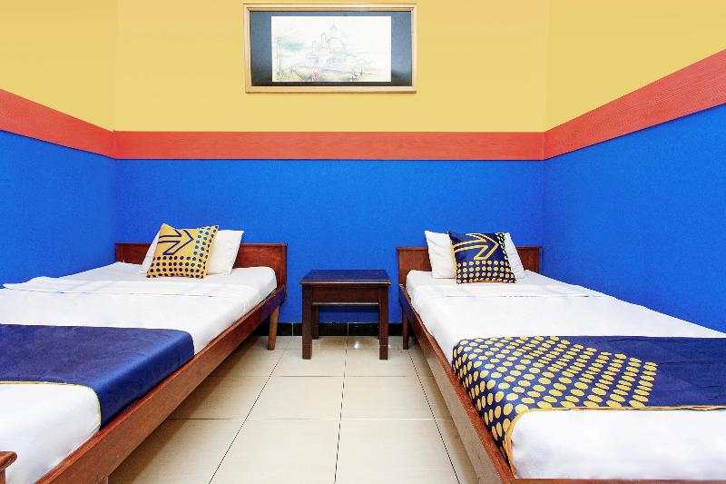 Spot On 2815 Hotel Damai - Oda