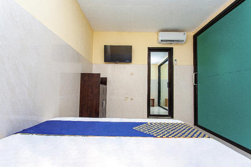 Spot On 2815 Hotel Damai - Oda