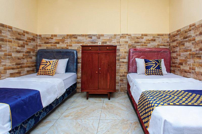Spot On 2815 Hotel Damai - Oda