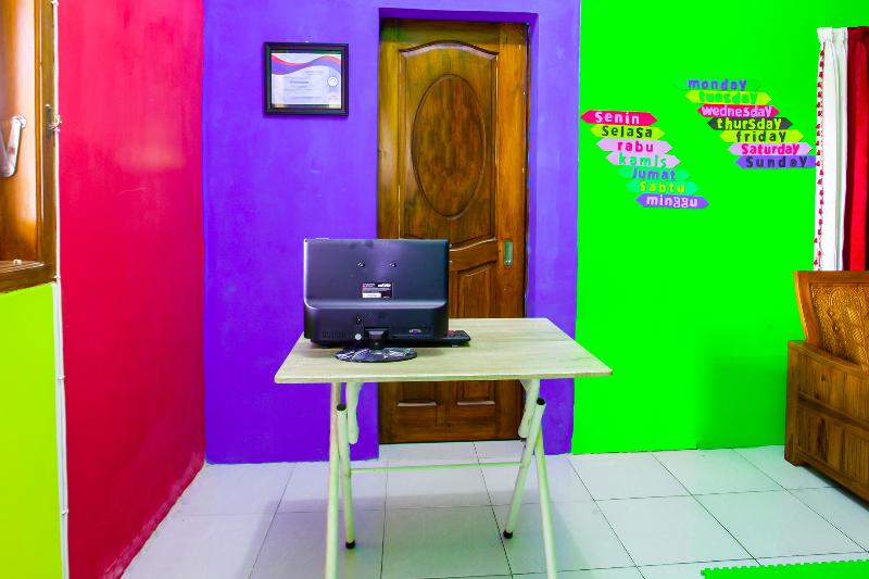 Spot On 2875 Kost Pandawa - Lobi