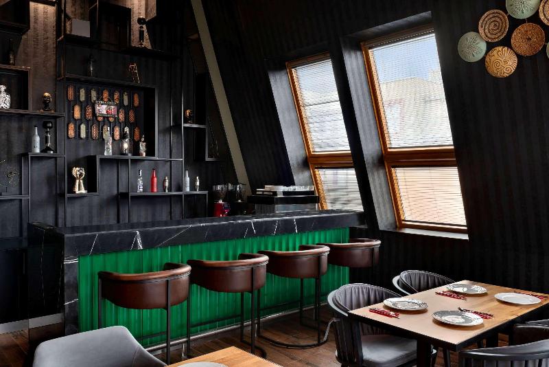 Ramada By Wyndham Budapest City Center - Bar