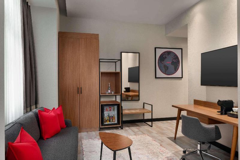 Ramada By Wyndham Budapest City Center - Oda