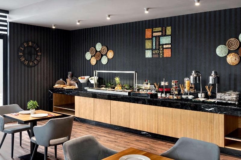 Ramada By Wyndham Budapest City Center - Restoran