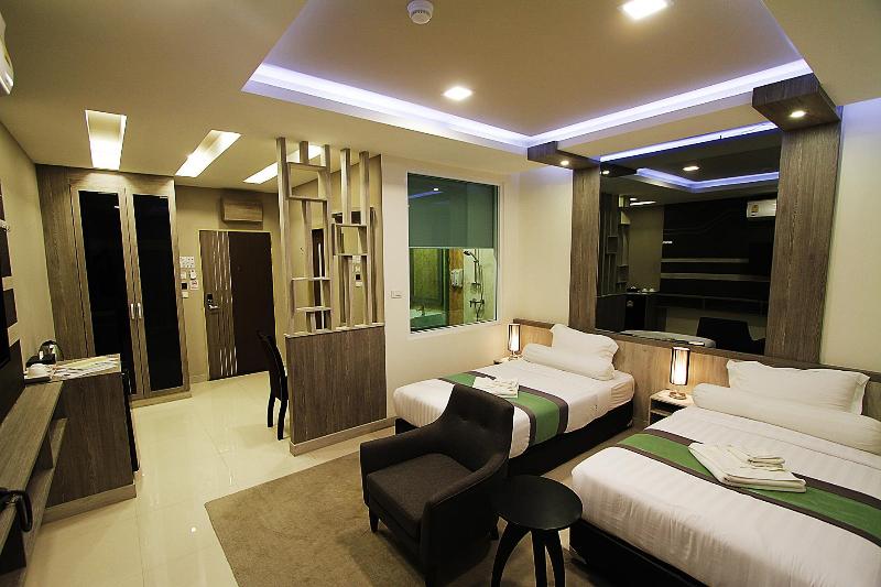 The Contrast Condo - Genel