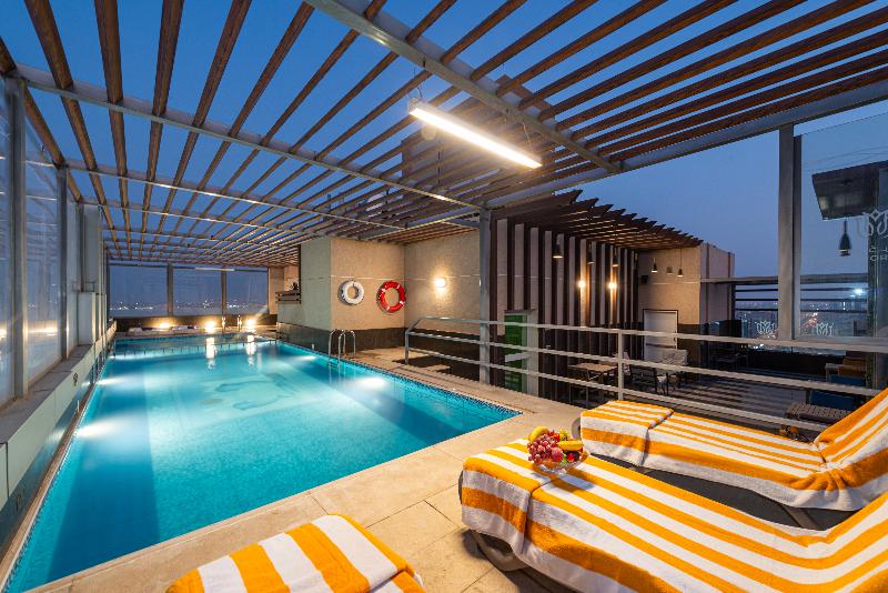 Crown Rose Hotel - Havuz