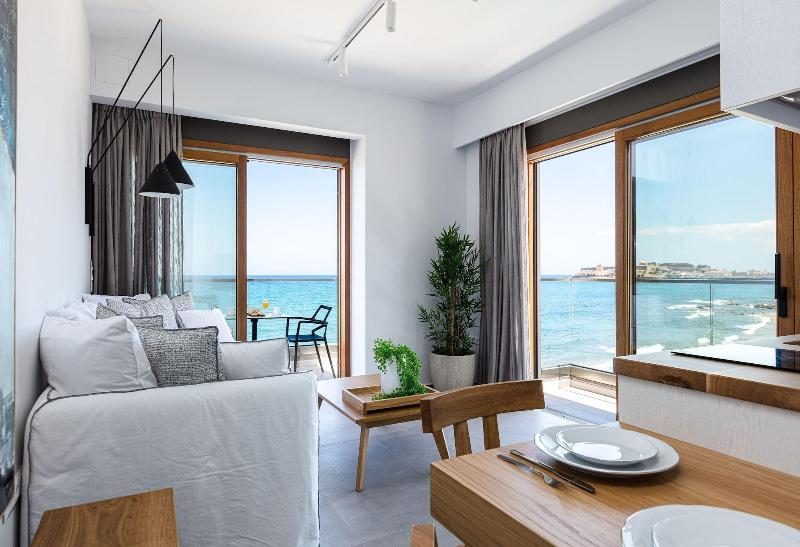 North Coast Seaside Suites - Genel