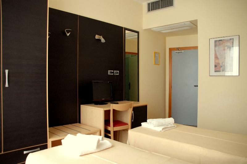 Hotel Arno - Oda