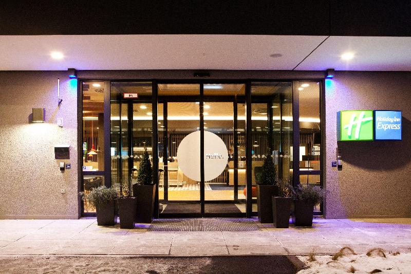Holiday Inn Express Munich - Olympiapark - Lobi