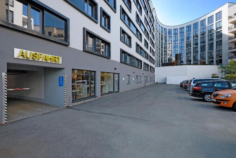 B&B Hotel Frankfurt City-Ost - Genel