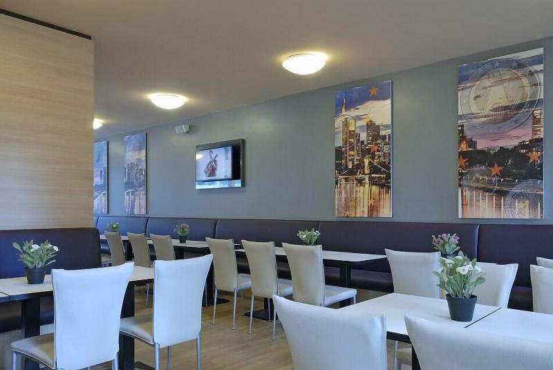 B&B Hotel Frankfurt City-Ost - Restoran
