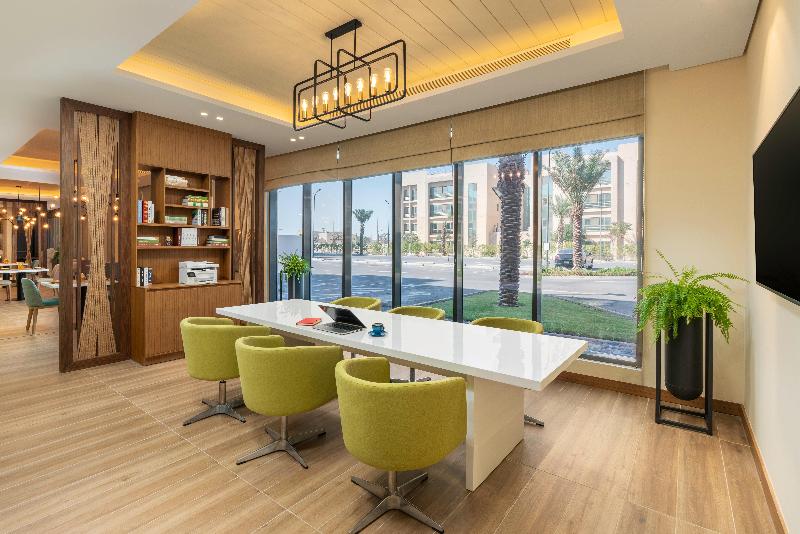 Holiday Inn & Suites Jubail Taibah - Oda