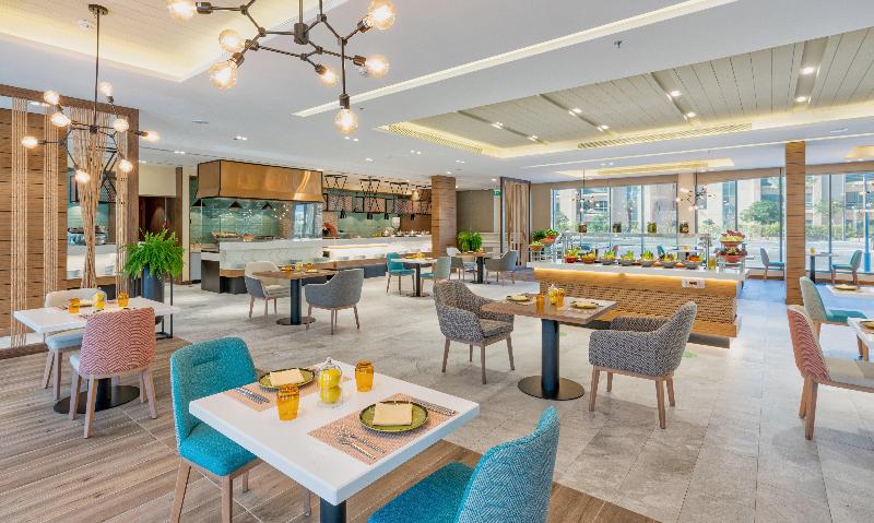 Holiday Inn & Suites Jubail Taibah - Oda