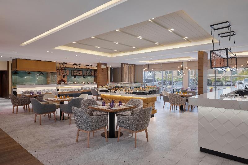 Holiday Inn & Suites Jubail Taibah - Oda