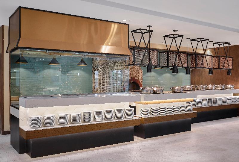 Holiday Inn & Suites Jubail Taibah - Restoran